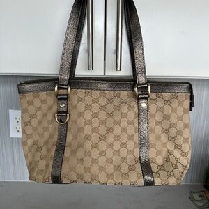 Gucci GG Canvas